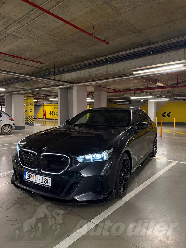 BMW - 520 - M Sport X Drive