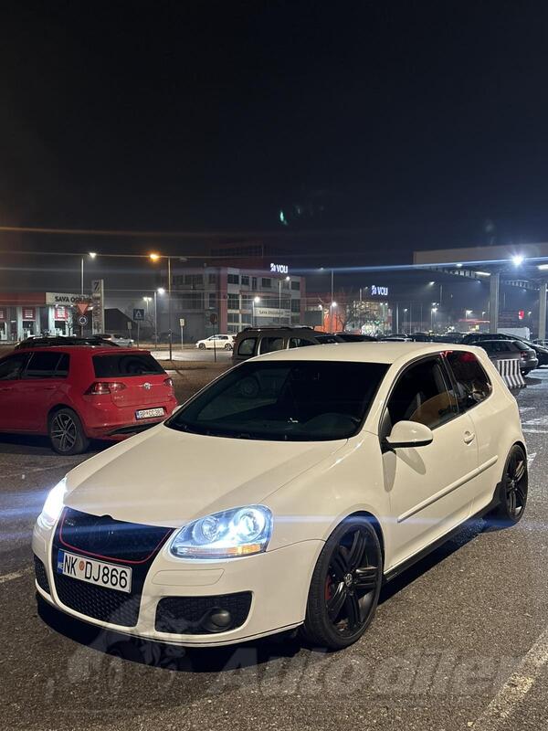 Volkswagen - Golf GTI - 2.0 FSI