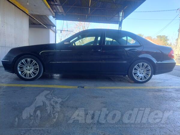 Mercedes Benz - E 280 - 3.2 cdi