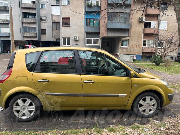Renault - Scenic - 1.5 cdi