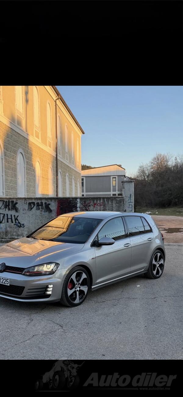 Volkswagen - Golf 7 - 2.0 TSI