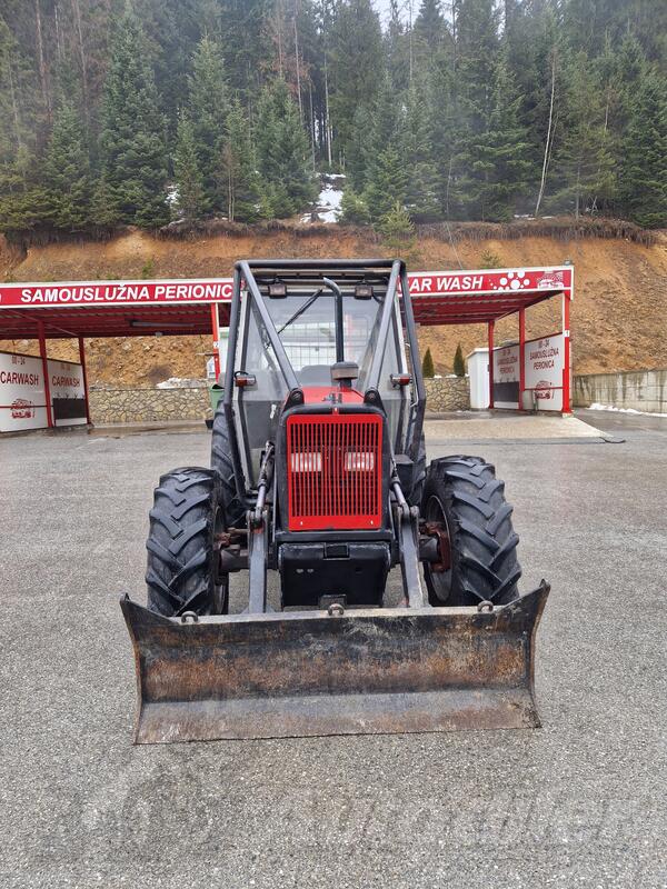 Massey Ferguson - 390 T