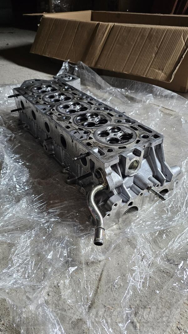 Glava motora za Volvo - XC 60    - 2013-2015