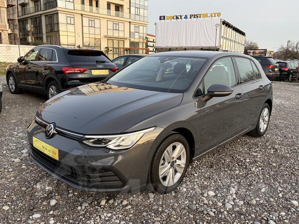 Volkswagen - Golf 8 - automatik