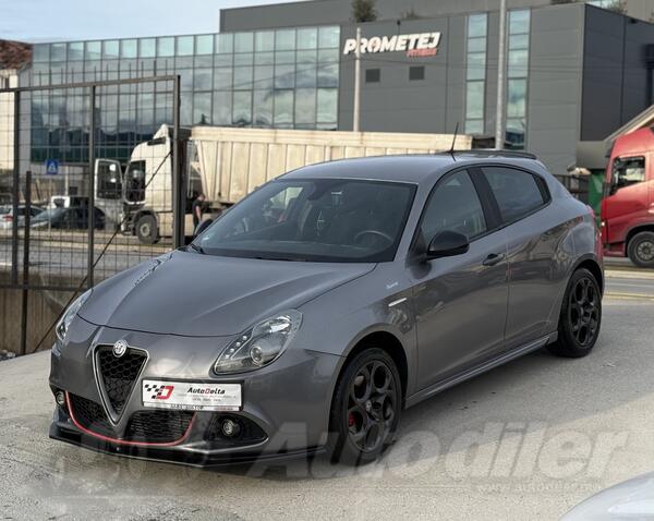 Alfa Romeo - Giulietta - 2.0 JTDm SPRINT