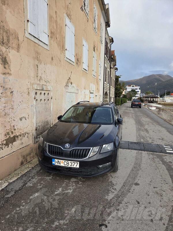 Škoda - Octavia - 1.6