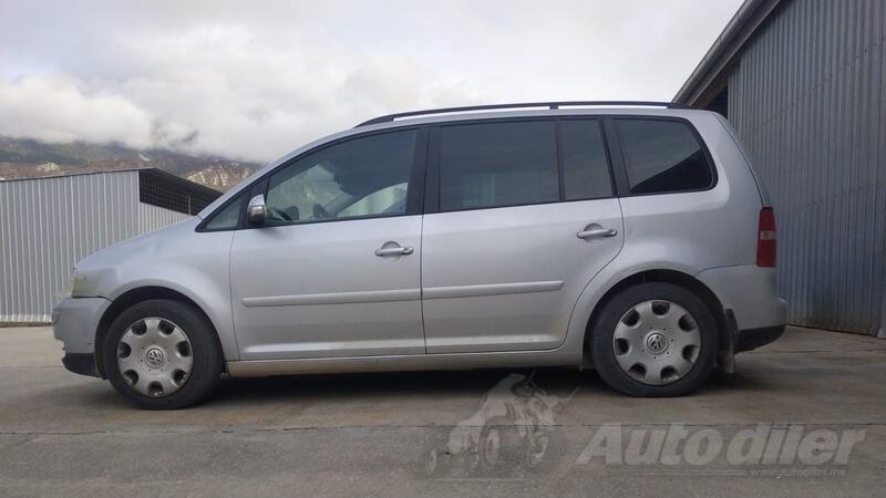 Volkswagen - Touran - TOURAN 2.0tdi 2004 7 sed