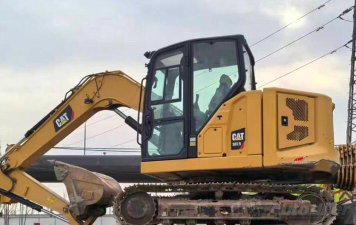 CAT - 307.5