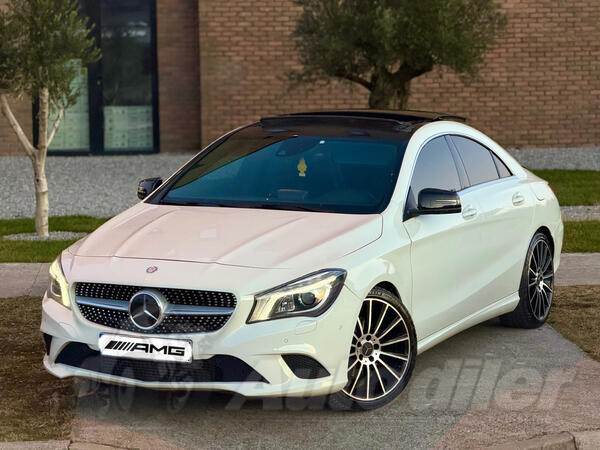 Mercedes Benz - CLA 220 - AMG