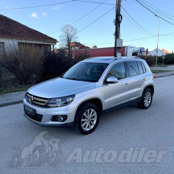 Volkswagen - Tiguan - 2.0 tdi