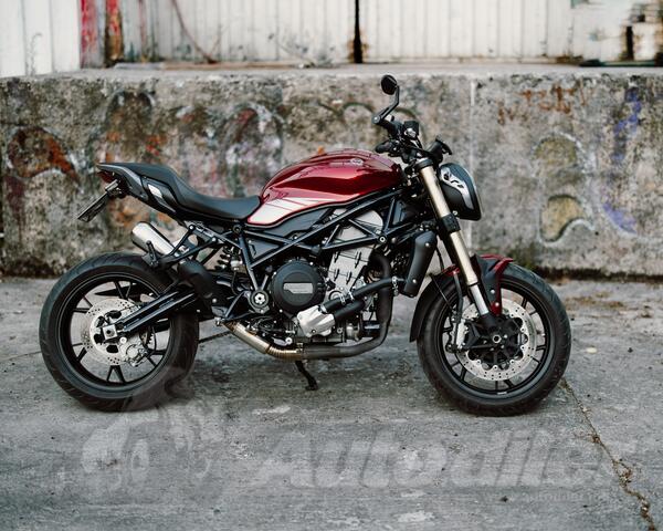 Benelli - 752s