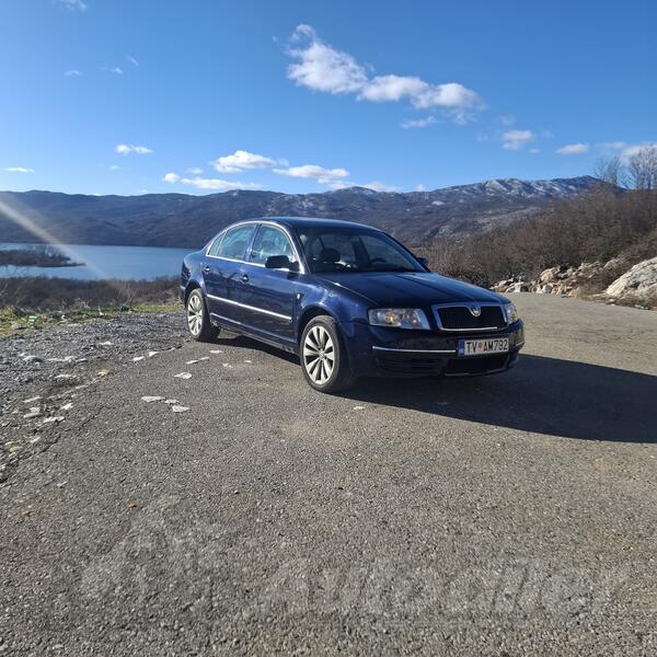 Škoda - Superb - 2.8