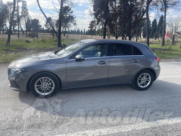 Mercedes Benz - A 180 - 1.5