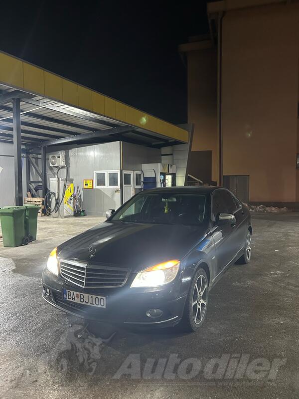 Mercedes Benz - C 220 - 2.2cdi