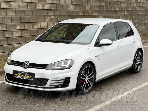 Volkswagen - Golf 7 - 2.0GTD