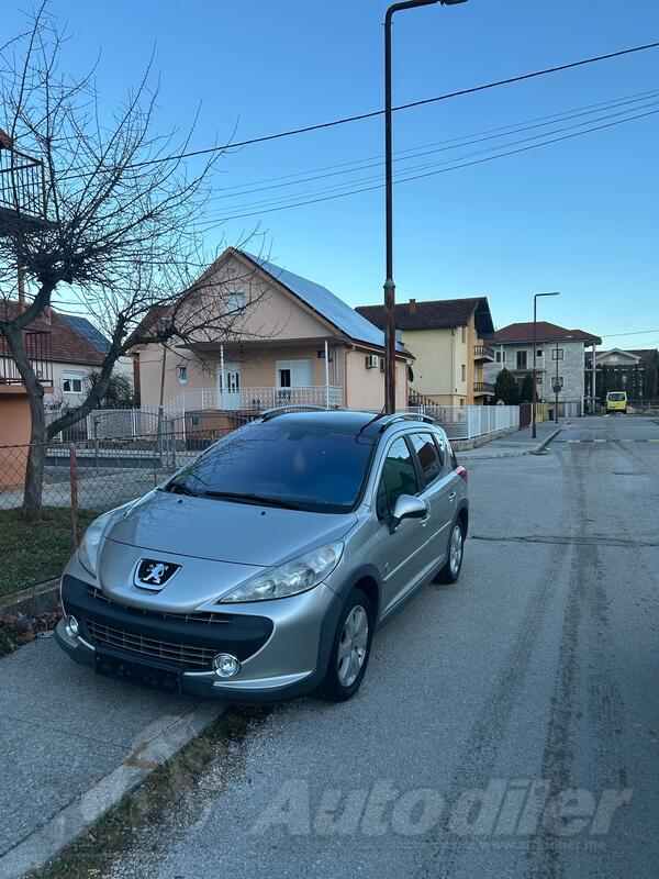 Peugeot - 207 - 1.6 HDi