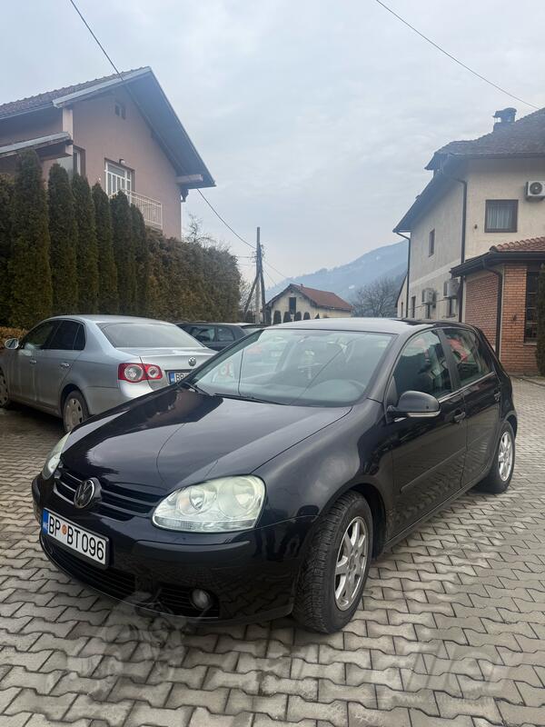 Volkswagen - Golf 5 - 1.9 TDI