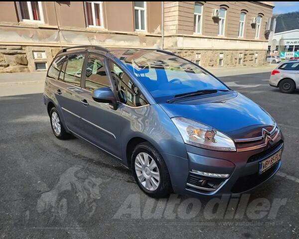 Citroen - C4 - 1.6 BENZ 120KS