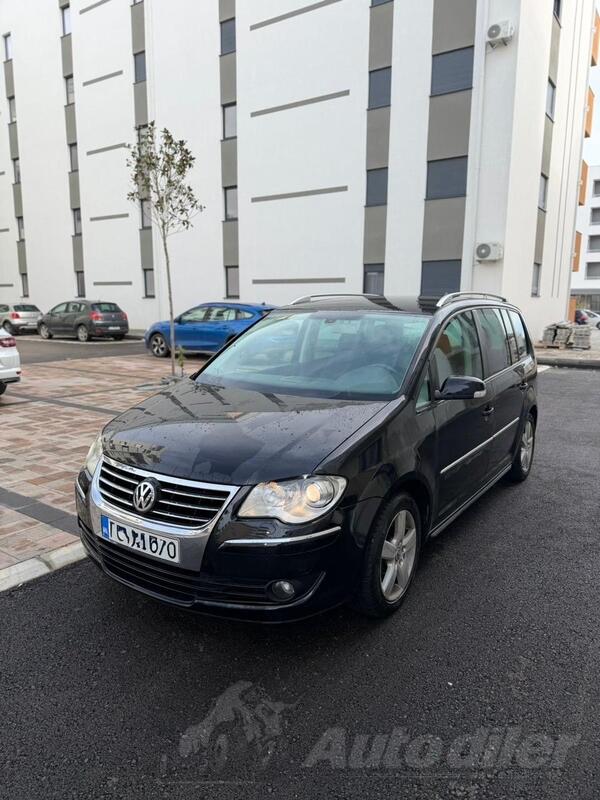 Volkswagen - Touran - 1.9TDI 77KW BXE HIGHLINE MODEL 2008