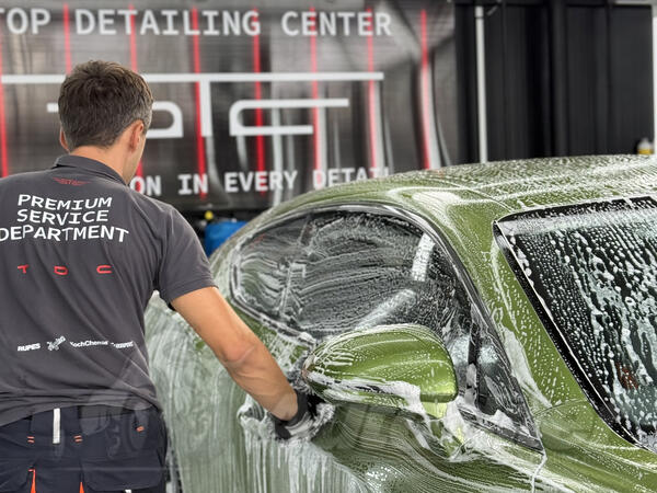Auto waschen - Autokosmetikdienste