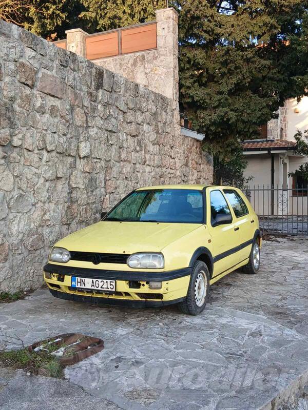 Volkswagen - Golf 3 - 1.6 Benzinac