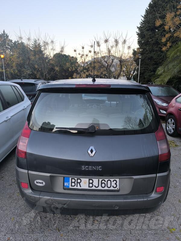 Renault - Scenic