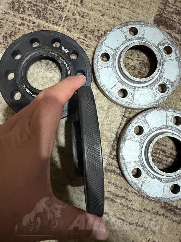 Distance 16 mm - 5x112