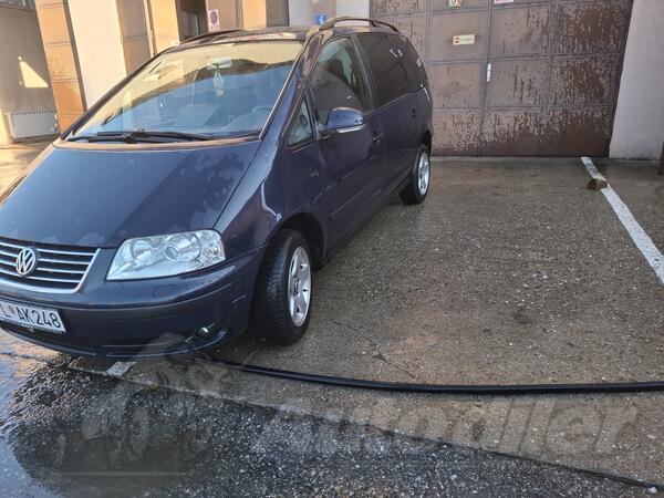 Volkswagen - Sharan - 2.0