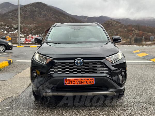 Toyota - RAV 4 - 2.5 hybrid/benzin