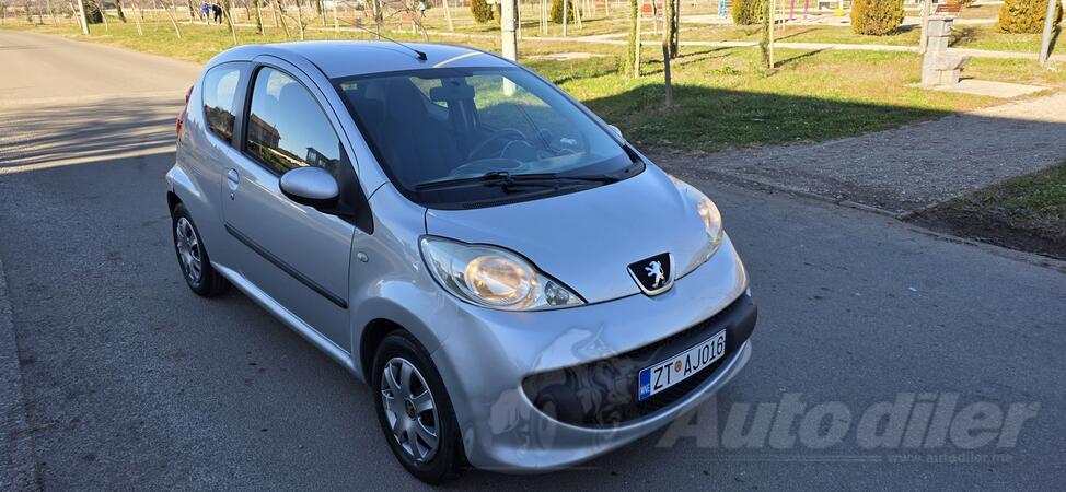 Peugeot - 107