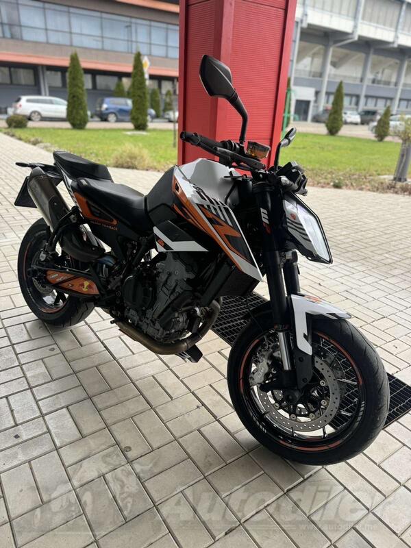 KTM - 790 DUKE