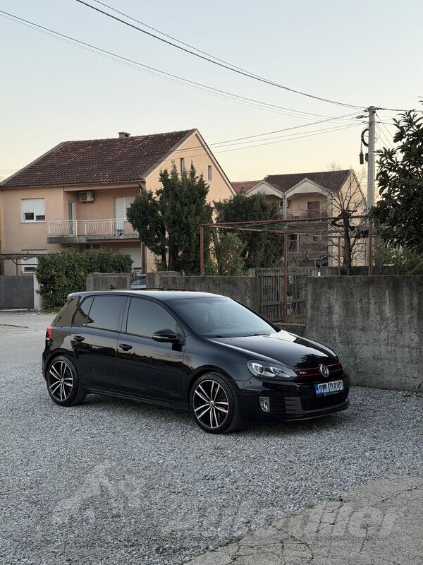 Volkswagen - Golf 6 - 2.0 TDI