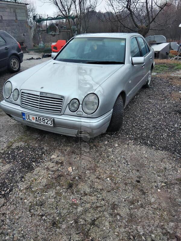Mercedes Benz - E 220 - 2.2