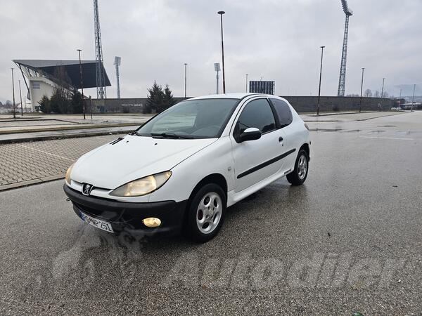 Peugeot - 206 - 2.0hdi