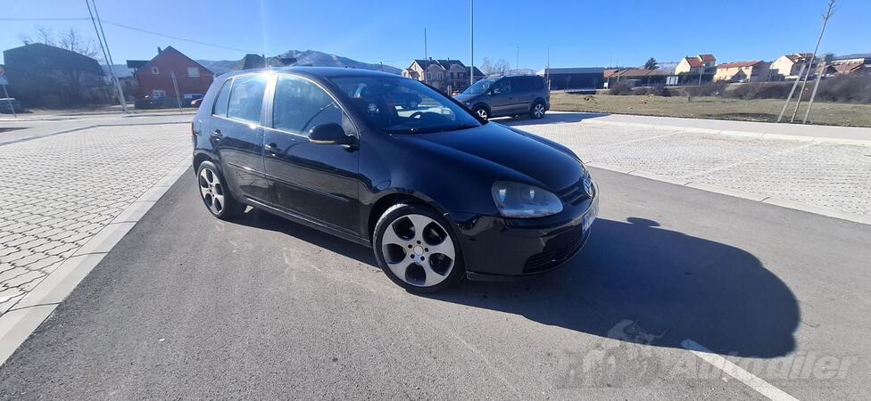 Volkswagen - Golf 5 - 1.9 tdi