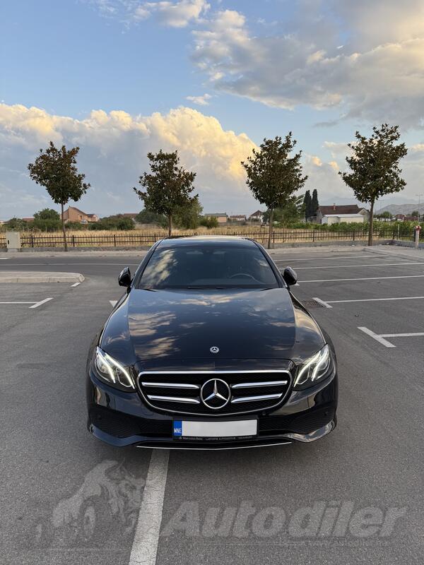 Mercedes Benz - E 220 - 2.0