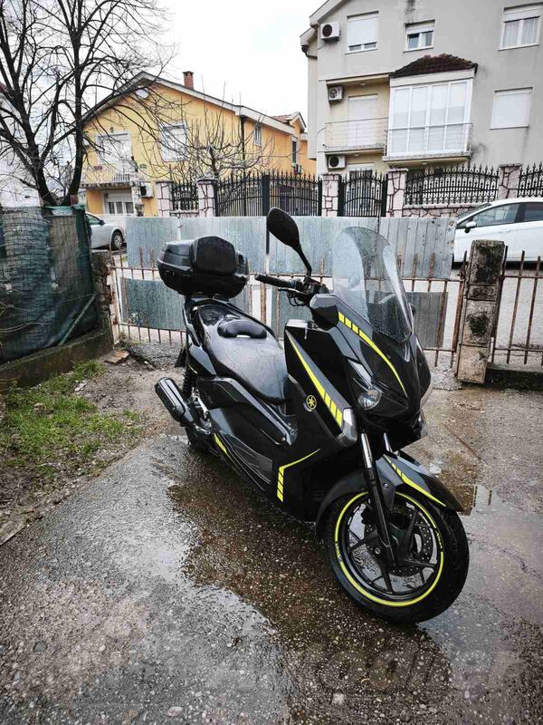 Yamaha - Xmax