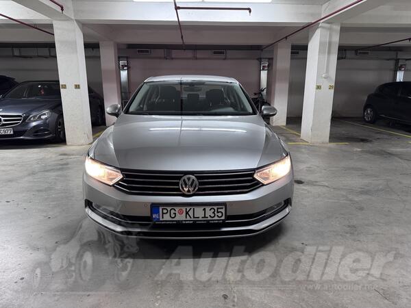 Volkswagen - Passat - 2.0 TDI