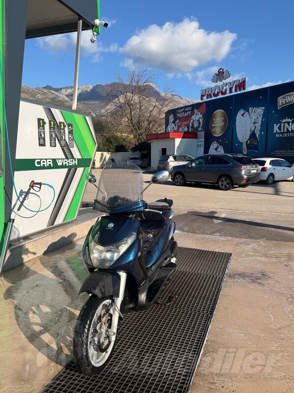Piaggio - beverli