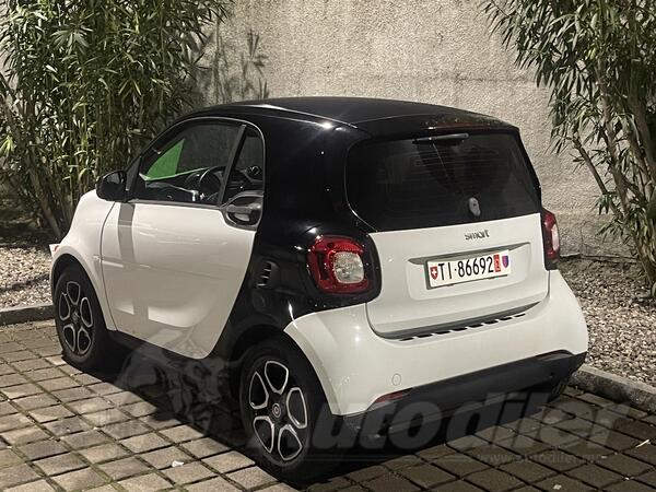 Smart - forFour - 999