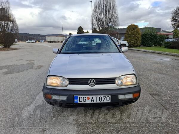 Volkswagen - Golf 3 - 1.4