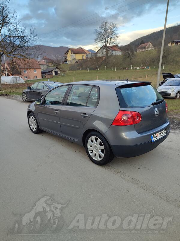 Volkswagen - Golf 5 - 2.0Tdi