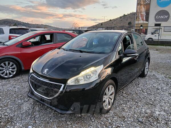 Peugeot - 208 - 1.2 VTI