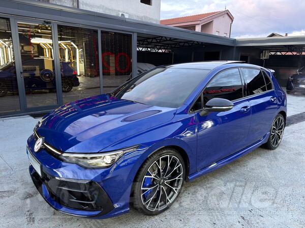 Volkswagen - Golf 8 - 8.5 R