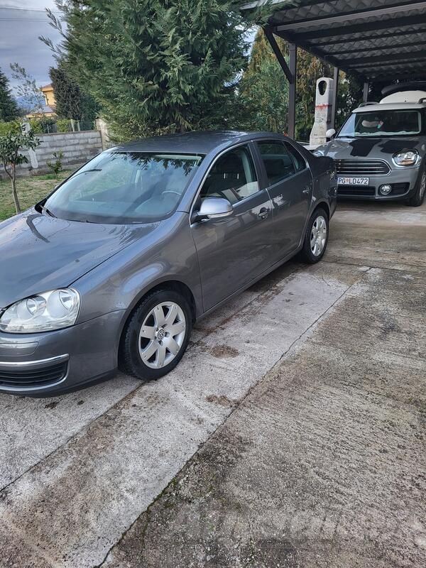 Volkswagen - Jetta - 1.9 tdi