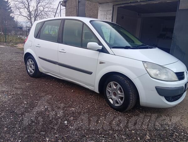 Renault - Scenic - 1.5 DCI