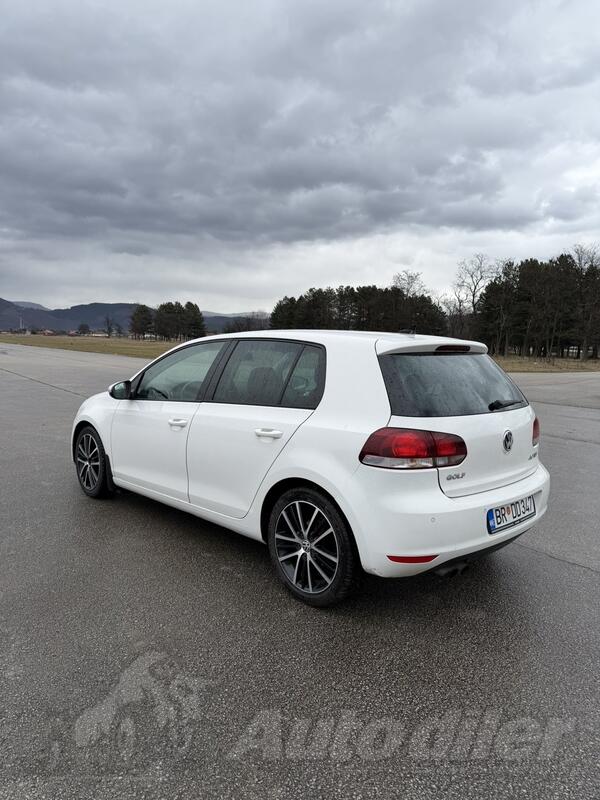 Volkswagen - Golf 6 - 2.0 tdi