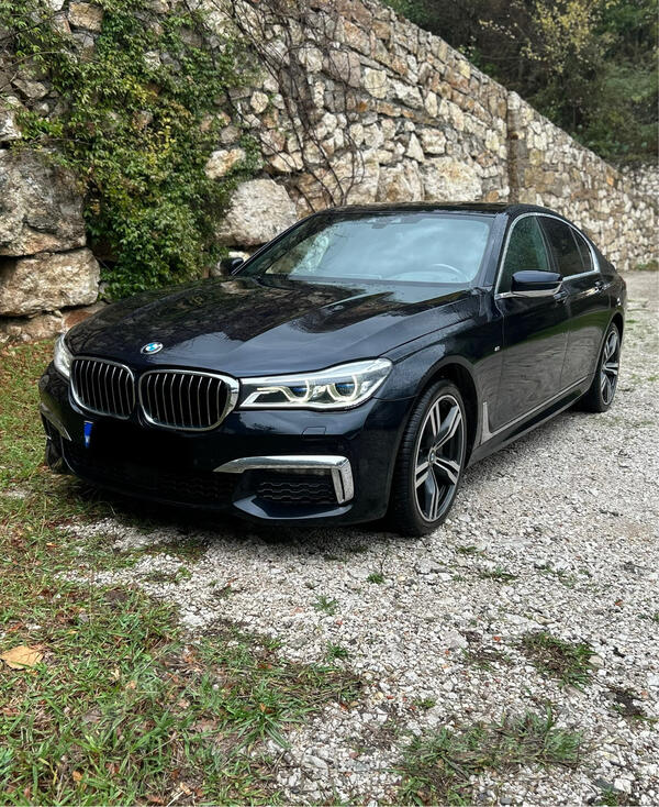BMW - 730 - XDRIVE