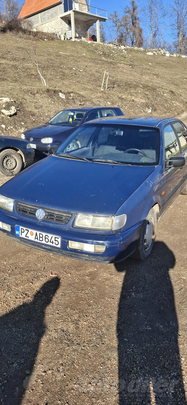 Volkswagen - Passat - 1.9