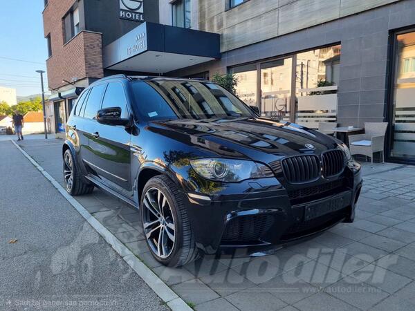 BMW - X5 M - X5M Competition 4,4 M-Power 555ks